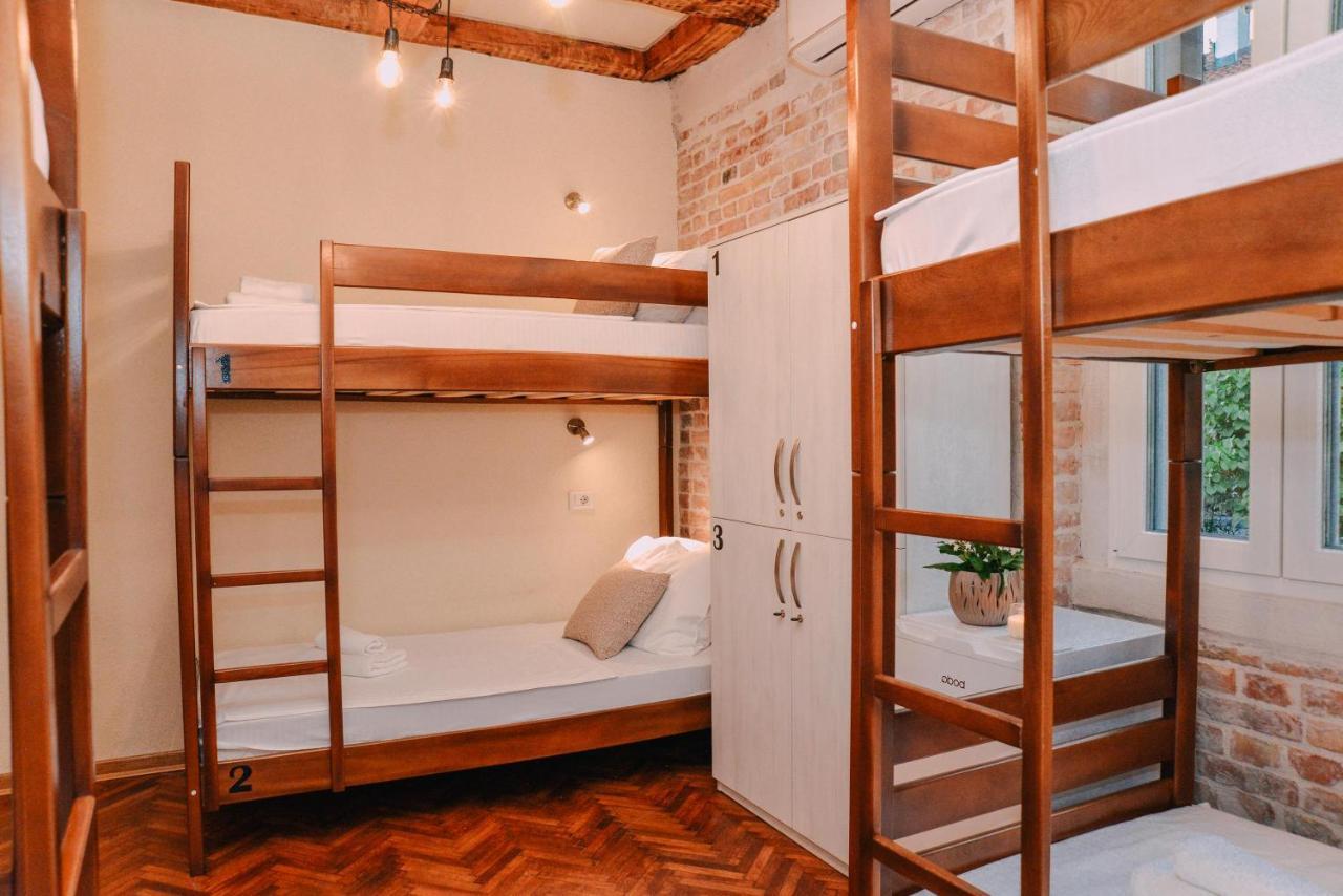 Step To Kotor Bay Guesthouse ภายนอก รูปภาพ