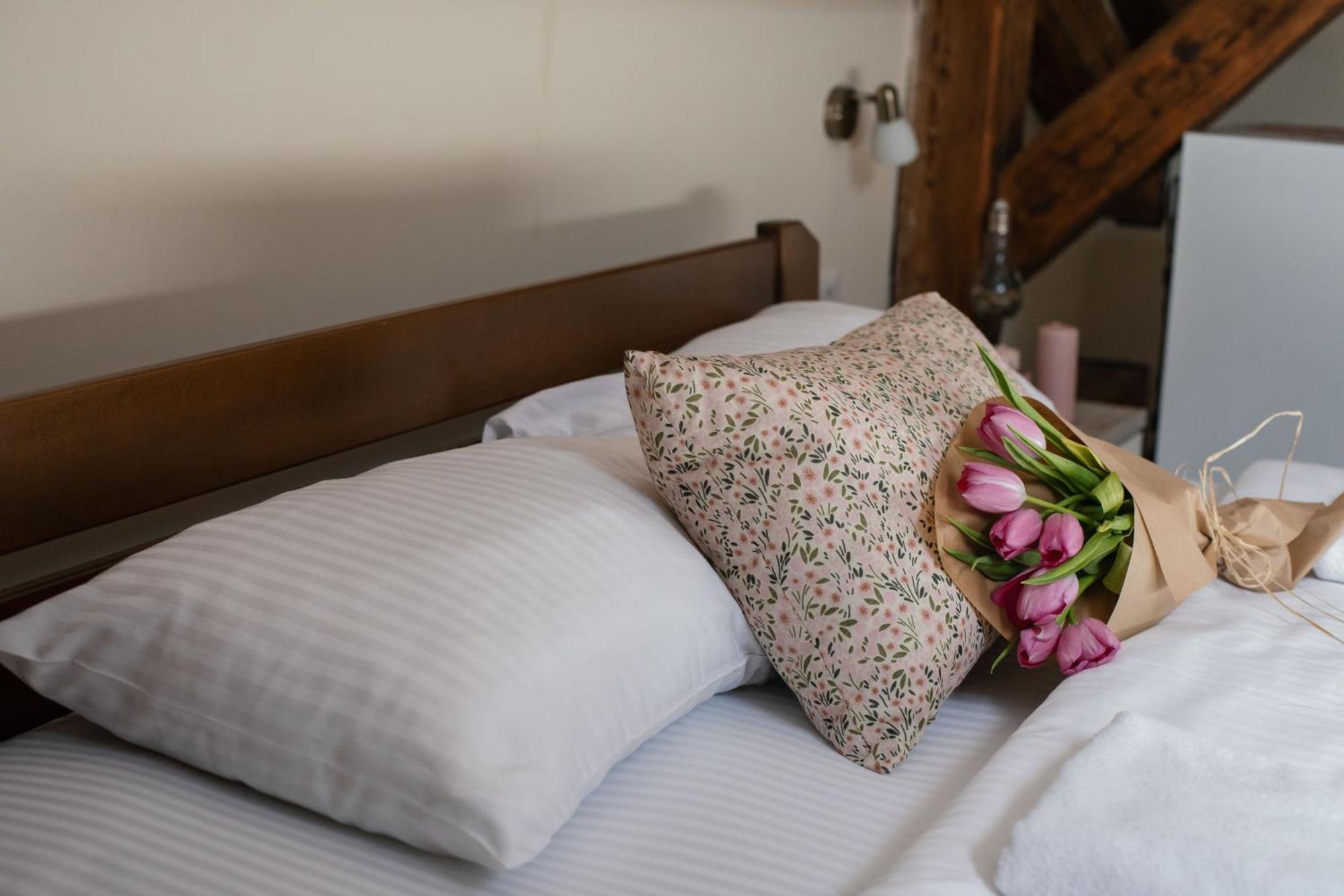 Step To Kotor Bay Guesthouse ภายนอก รูปภาพ