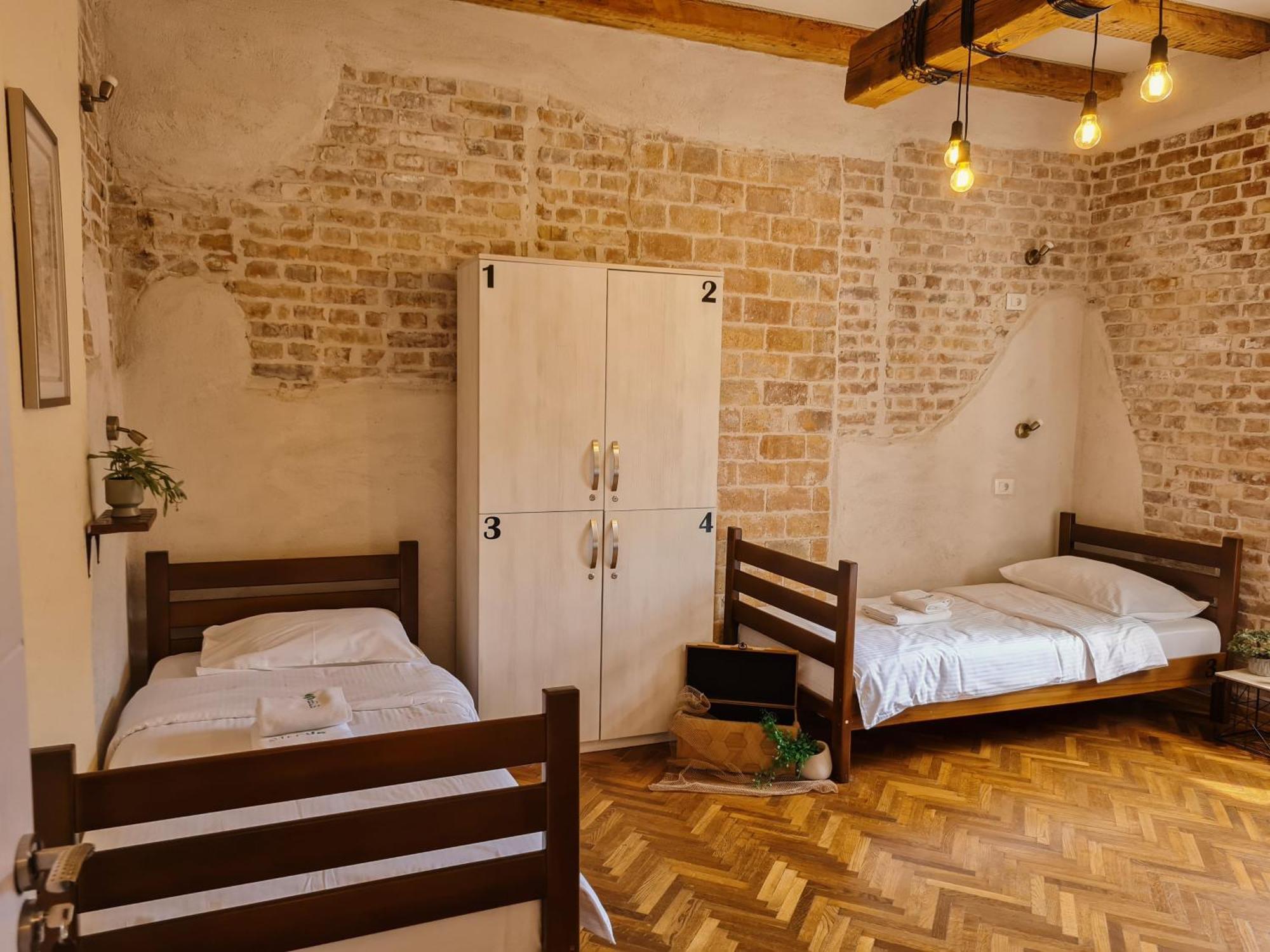 Step To Kotor Bay Guesthouse ภายนอก รูปภาพ